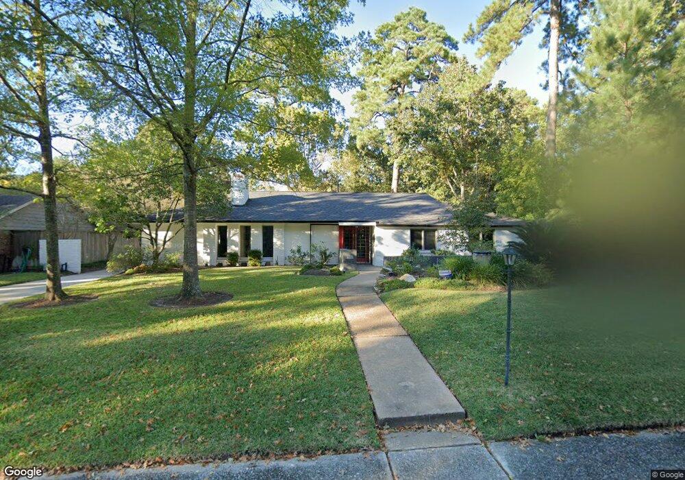 10122 Holly Springs Dr, Houston, TX 77042 - photo 1