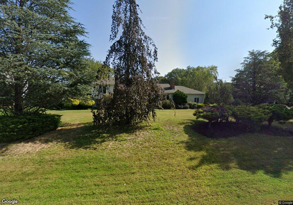 22 Castleton Dr, Cranston, RI 02921 - photo 1