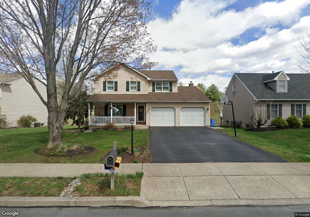 228 Sunrise Rd, Reading, PA 19606 - photo 1