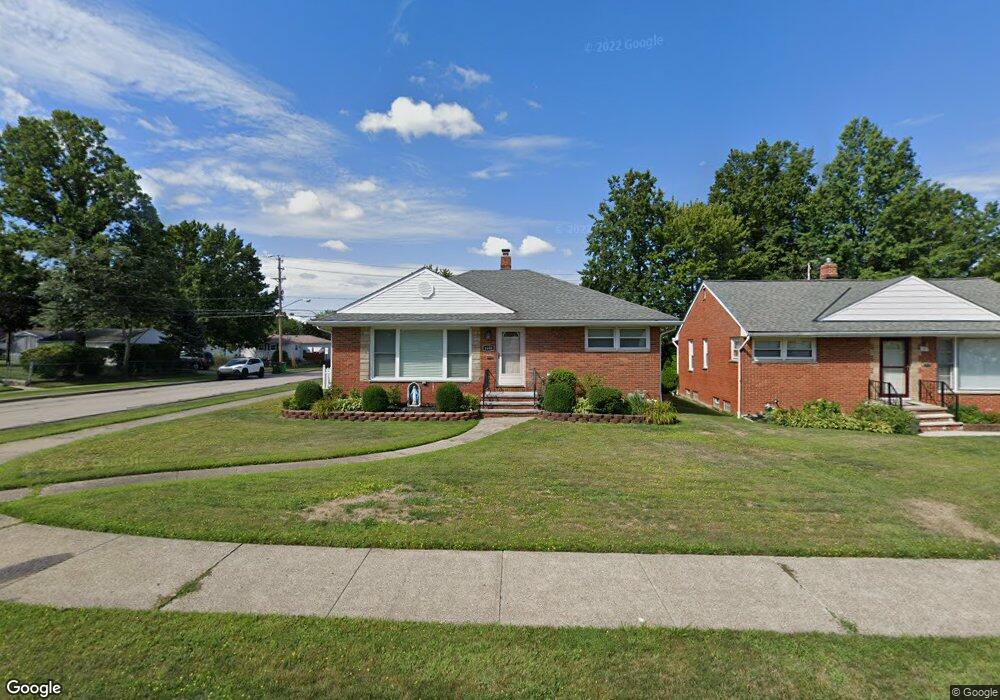 1688 Rush Rd, Wickliffe, OH 44092 - photo 1