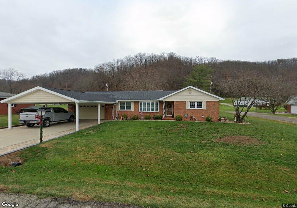 33 Ervin St, Ironton, OH 45638 - photo 1