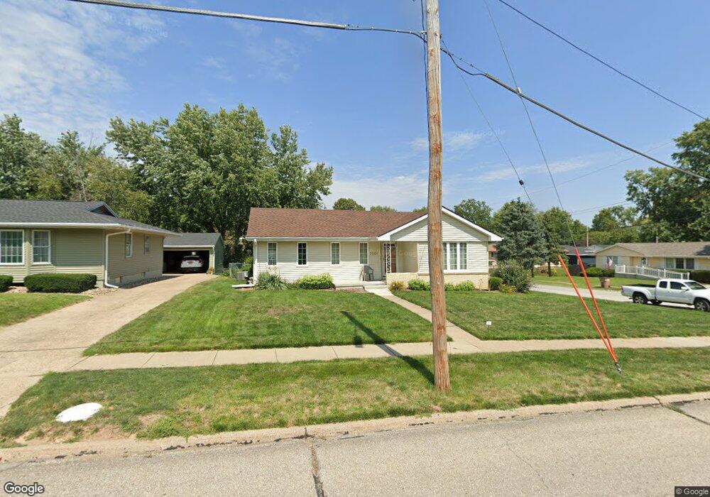 3201 Brookview Dr, West Des Moines, IA 50265 - photo 1