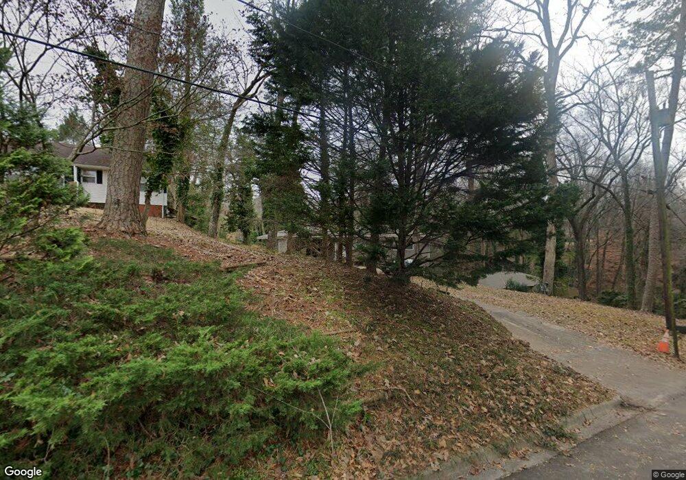 215 Virginia Cir, Gainesville, GA 30501 - photo 1