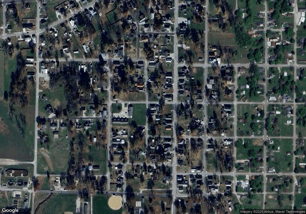 603 Maple St, Bicknell, IN 47512 - photo 1