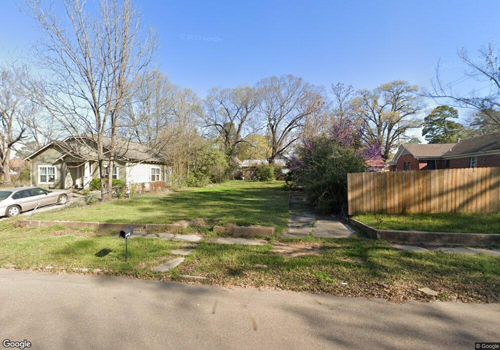 1506 W 10th St, Texarkana, TX 75501 - photo 1