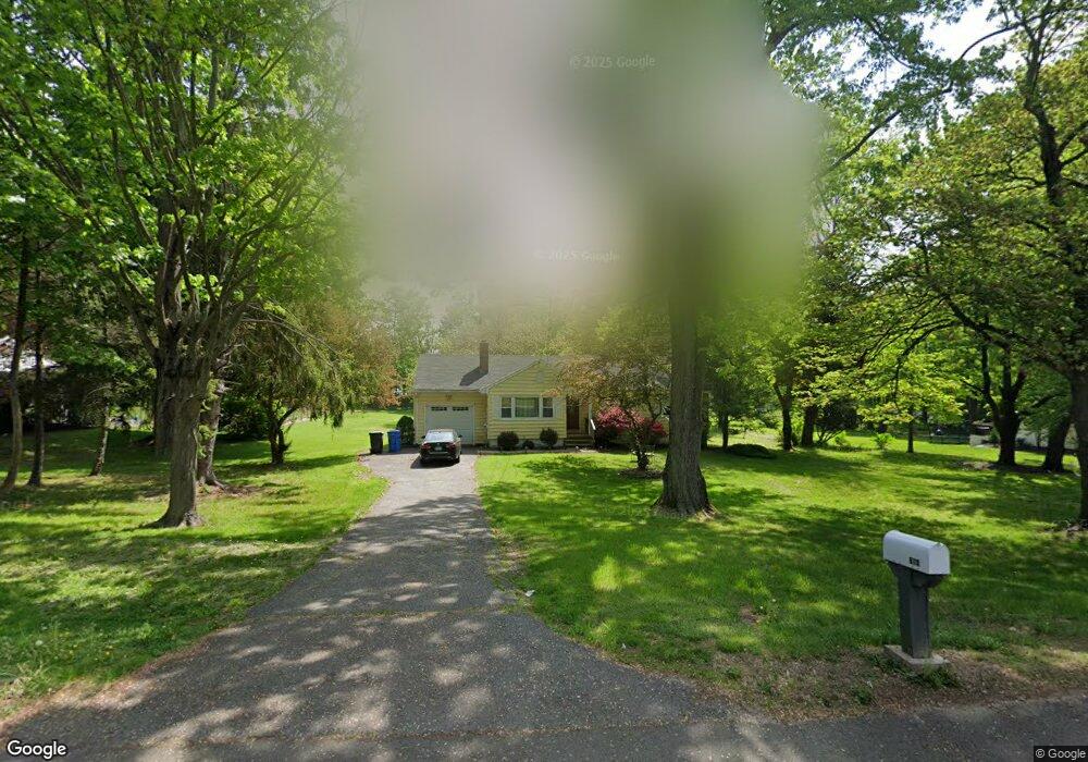 610 Daniels Farm Rd, Trumbull, CT 06611 - photo 1