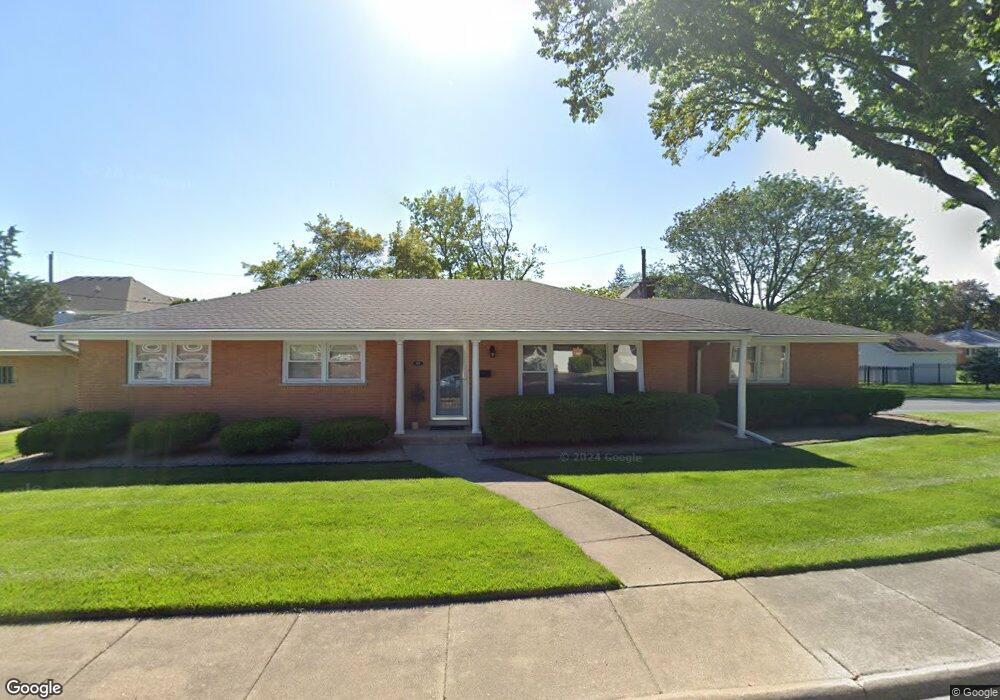 476 N Myrtle Ave, Elmhurst, IL 60126 - photo 1