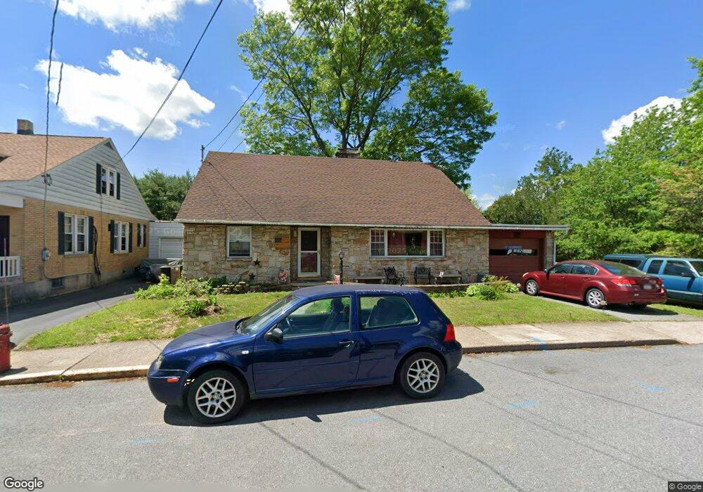 368 Northmont Ave, Hamburg, PA 19526 - photo 1