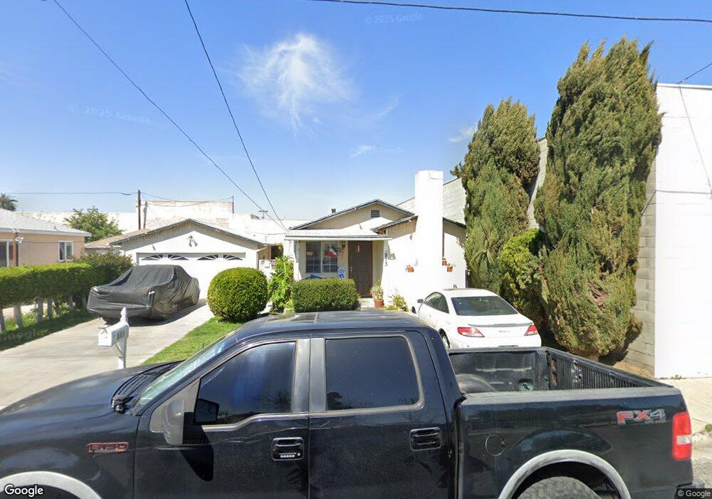 813 W Spruce St, Compton, CA 90220 - photo 1