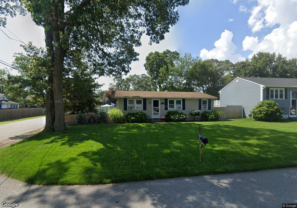 198 Coburn St, Warwick, RI 02889 - photo 1