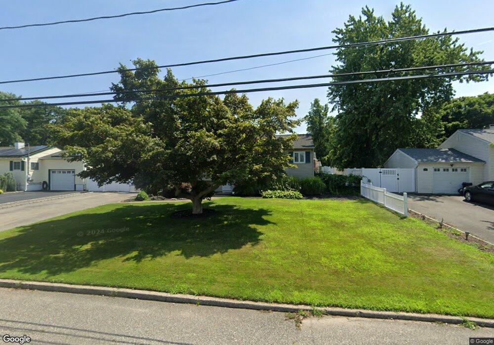 2705 Kane Ave, Medford, NY 11763 - photo 1