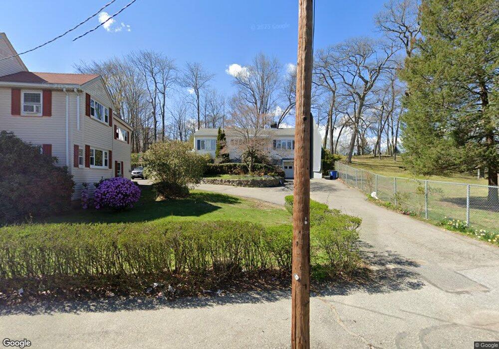 295,96 Salem St unit 2,95, Woburn, MA 01801 - photo 1