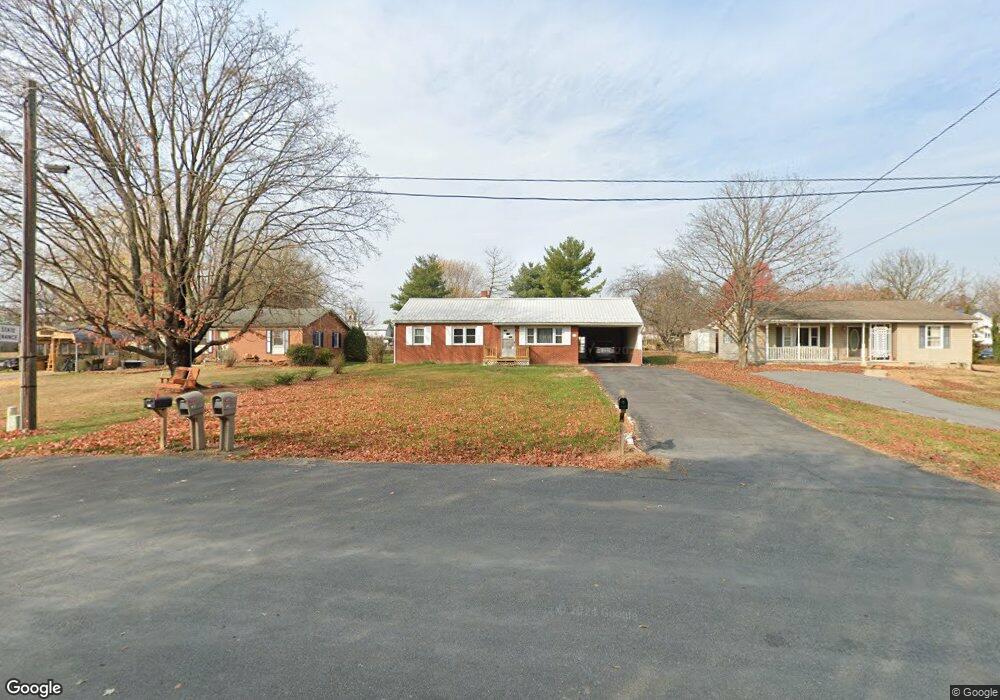 165 Clark St, New Market, VA 22844 - photo 1