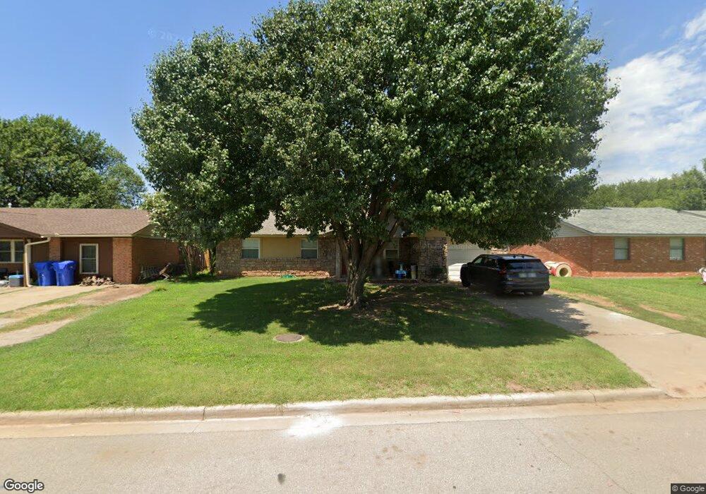 312 Deer Dr, Cache, OK 73527 - photo 1