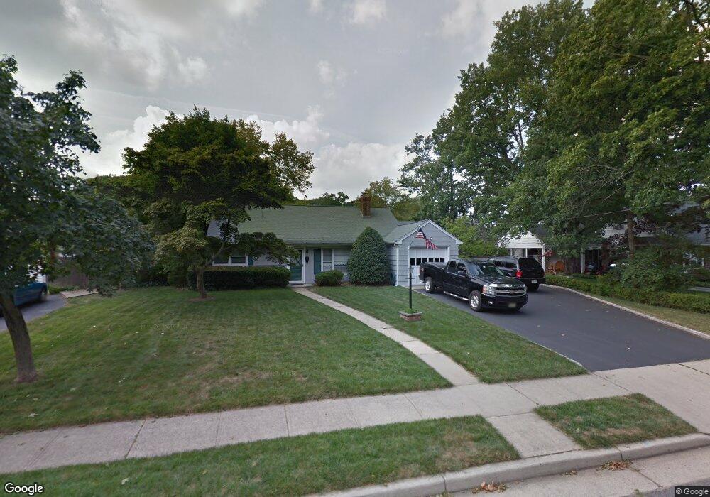 6 Lakeside Dr, Matawan, NJ 07747 - photo 1