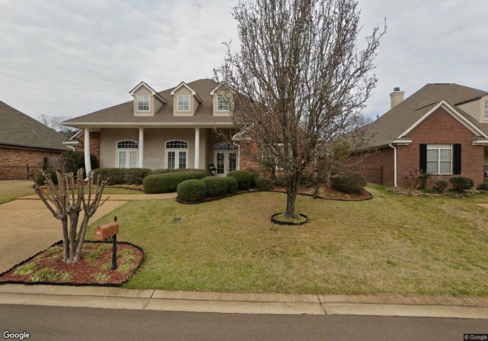 111 Vineyard Blvd, Brandon, MS 39047 - photo 1