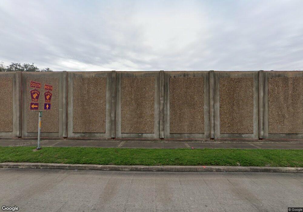 1529 W Sam Houston Pkwy S, Houston, TX 77042 - photo 1