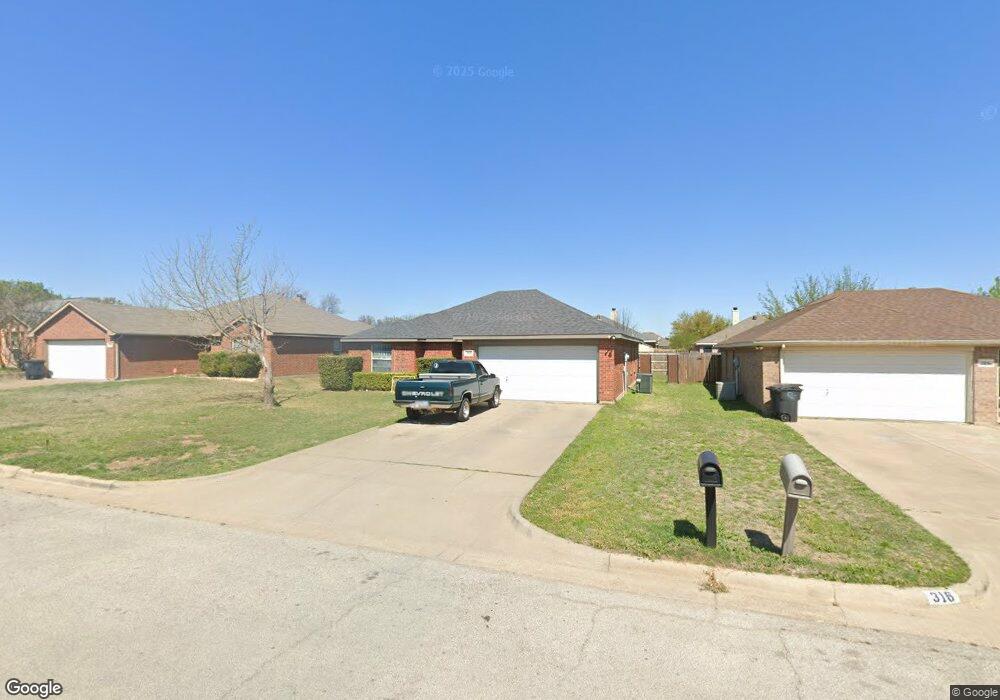 318 Odell St, Cleburne, TX 76033 - photo 1