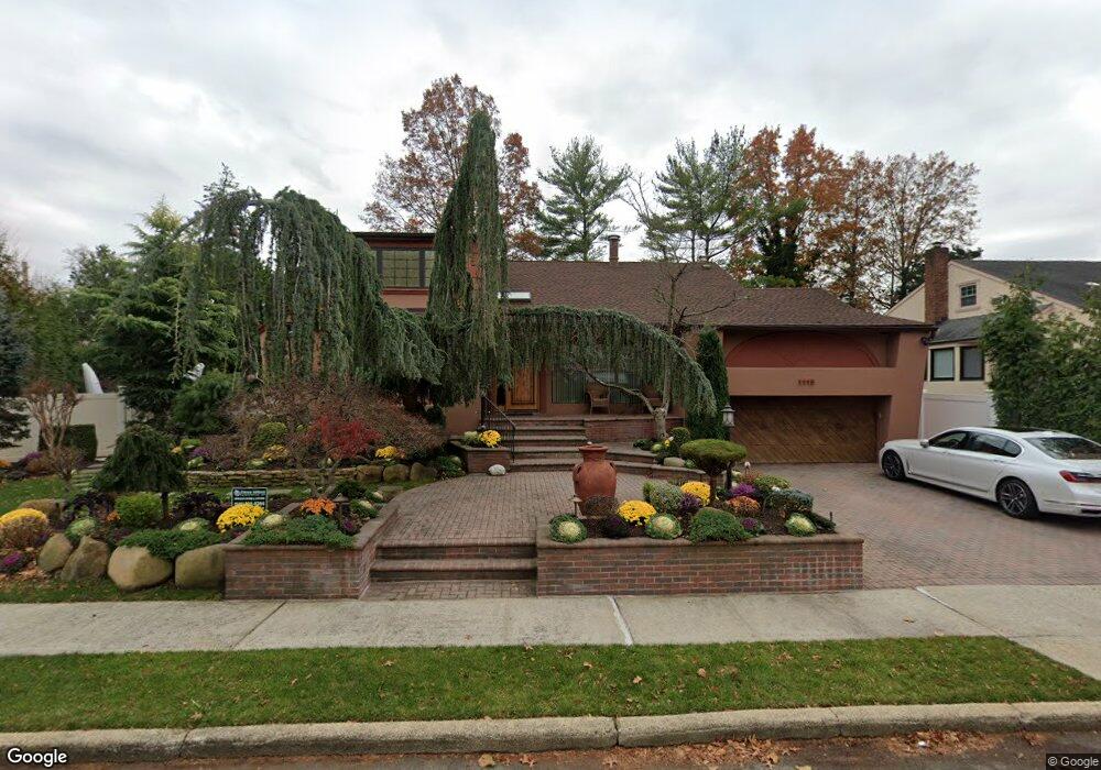 1115 Duston Rd, Valley Stream, NY 11581 - photo 1