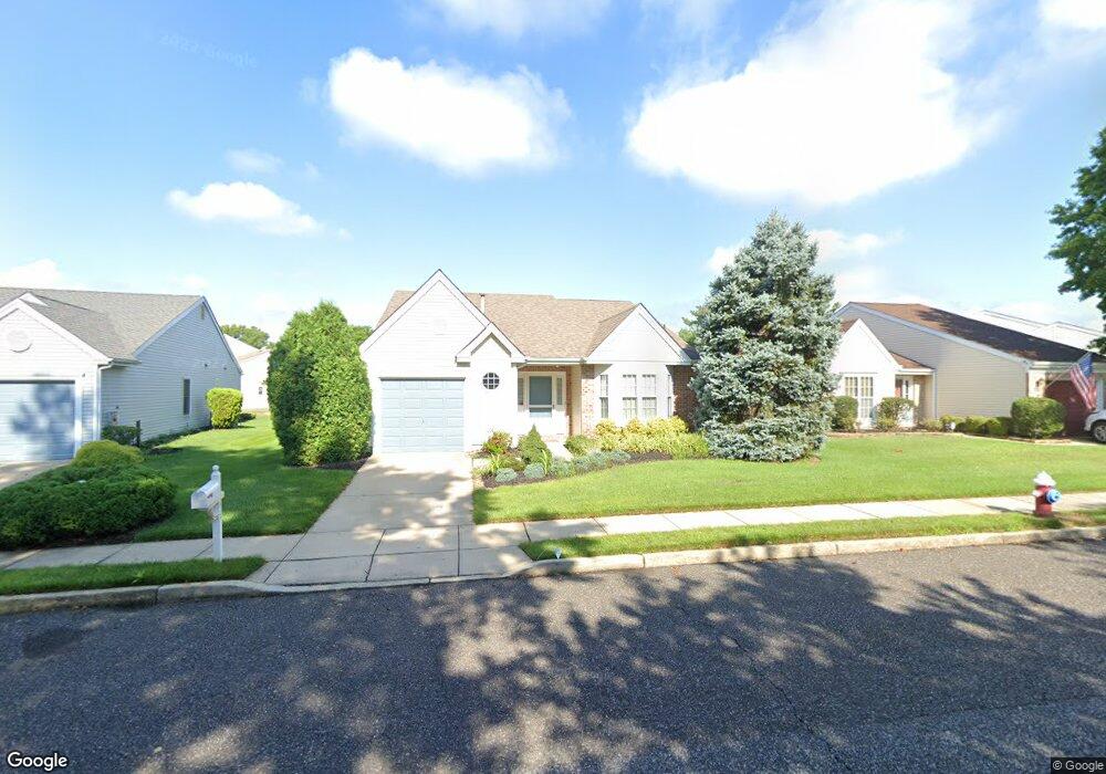 612 Cascade Dr S, Mount Laurel, NJ 08054 - photo 1