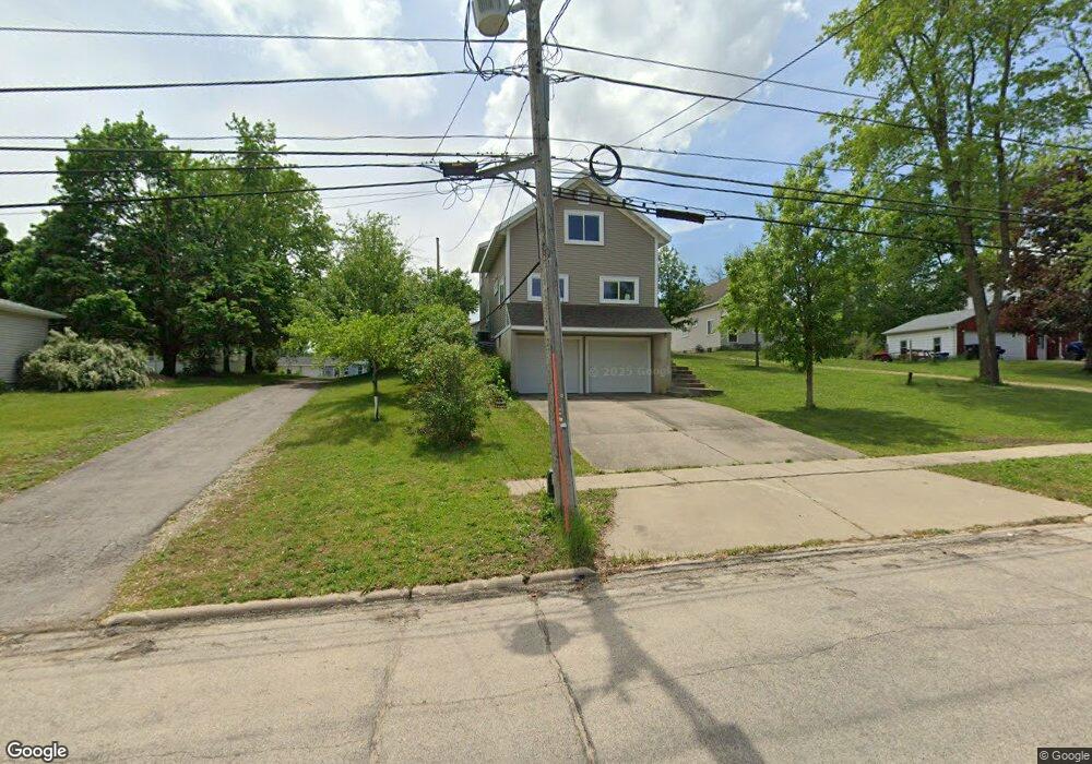 361 28th Ave SW, Cedar Rapids, IA 52404 - photo 1