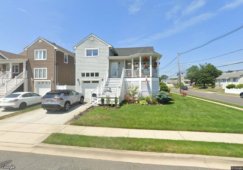 150 S Bay Ave, Freeport, NY 11520 - photo 1