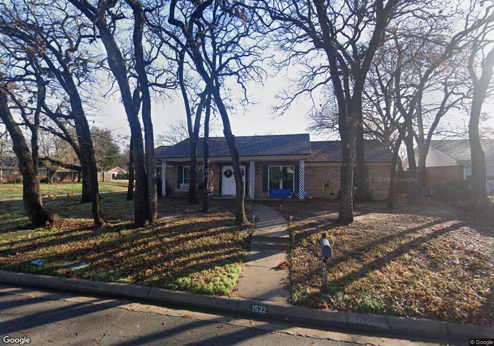1532 Oak Creek Dr, Hurst, TX 76054 - photo 1