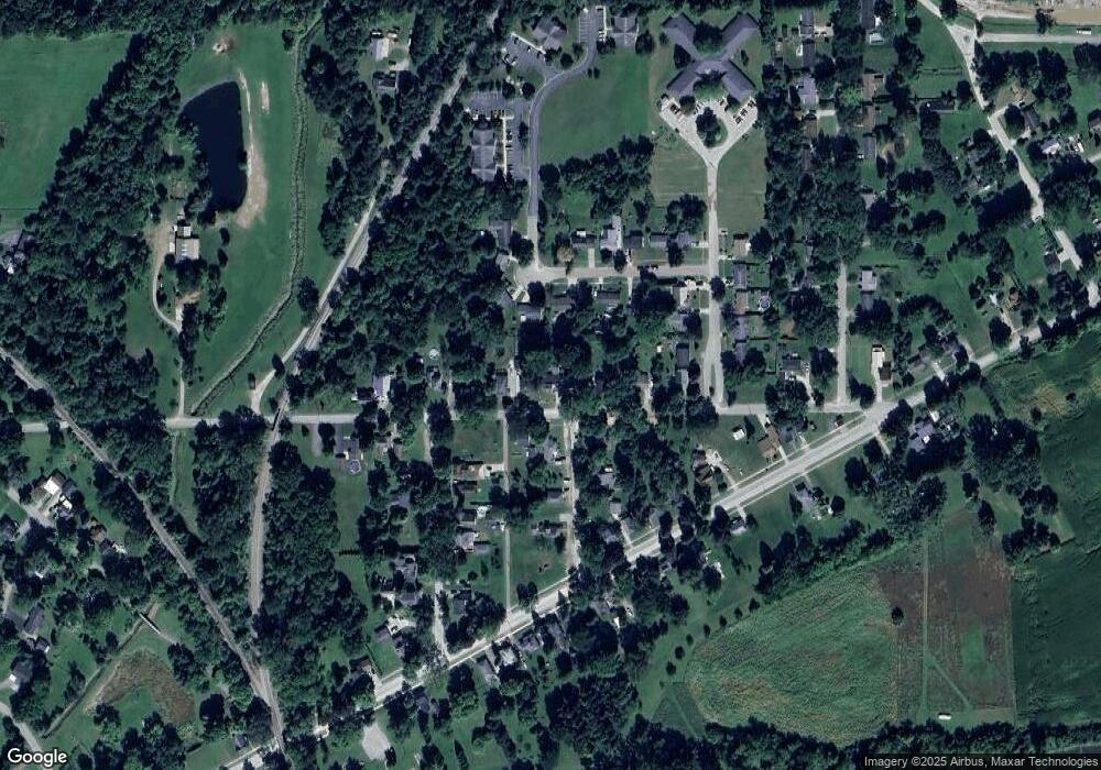 529 Grant St, Vassar, MI 48768 - photo 1