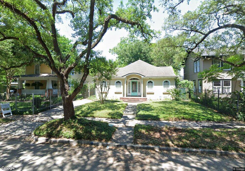 2705 Yupon St, Houston, TX 77006 - photo 1