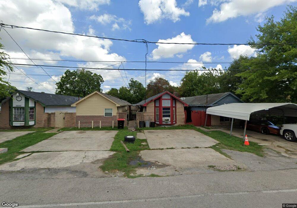 14307 Mcnair St, Houston, TX 77015 - photo 1