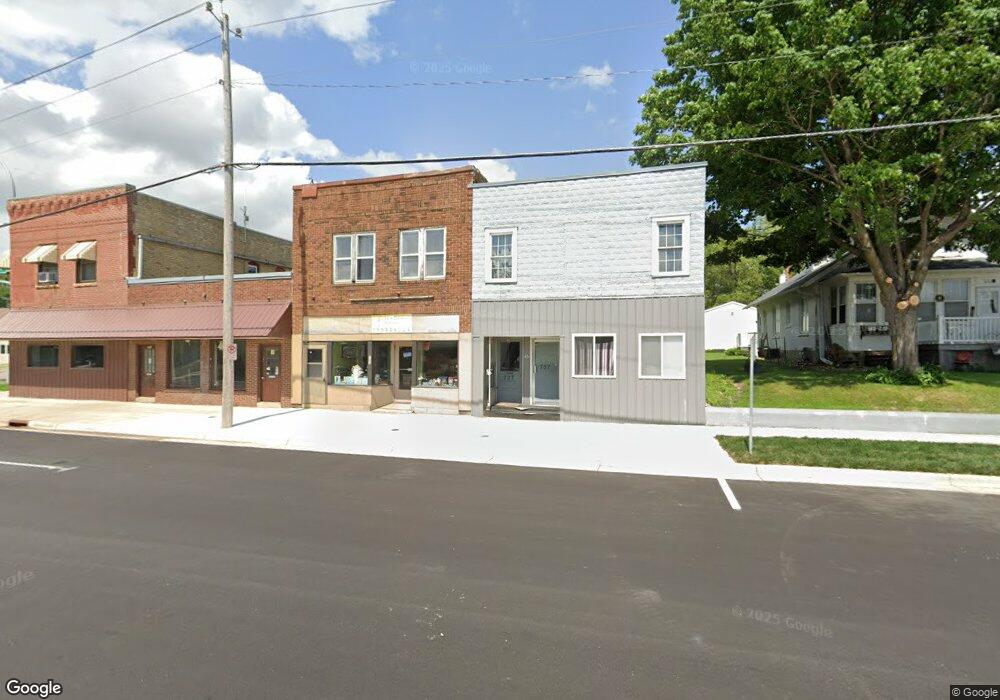 705 Marshall St, Albert Lea, MN 56007 - photo 1