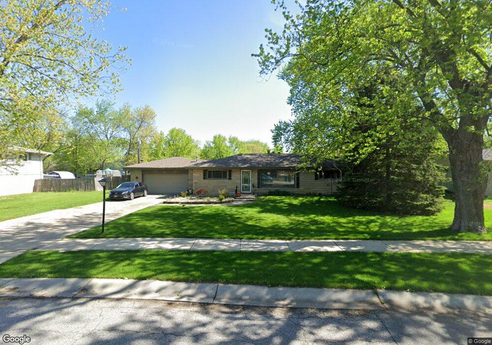 1416 Hemlock Ln, Crown Point, IN 46307 - photo 1