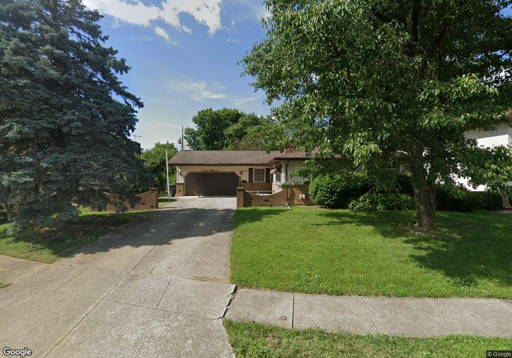 1126 Dechant Ct, Columbus, OH 43229 - photo 1