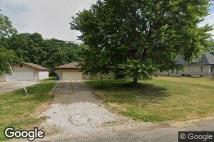 108 W Olive St, Wyoming, IL 61491