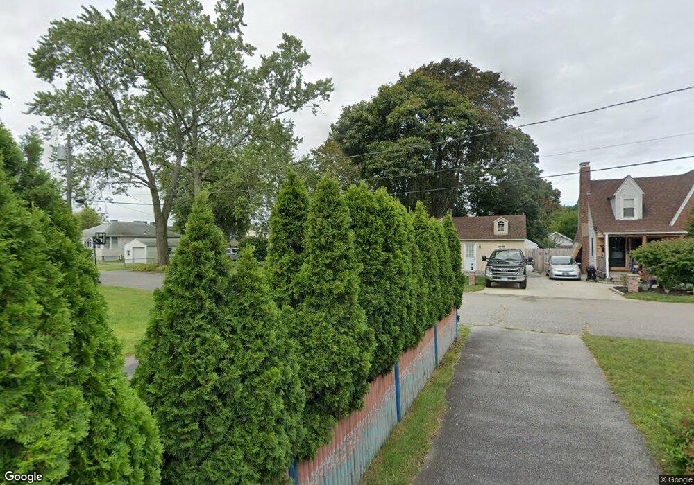 19 Elmhurst St, Warwick, RI 02889 - photo 1