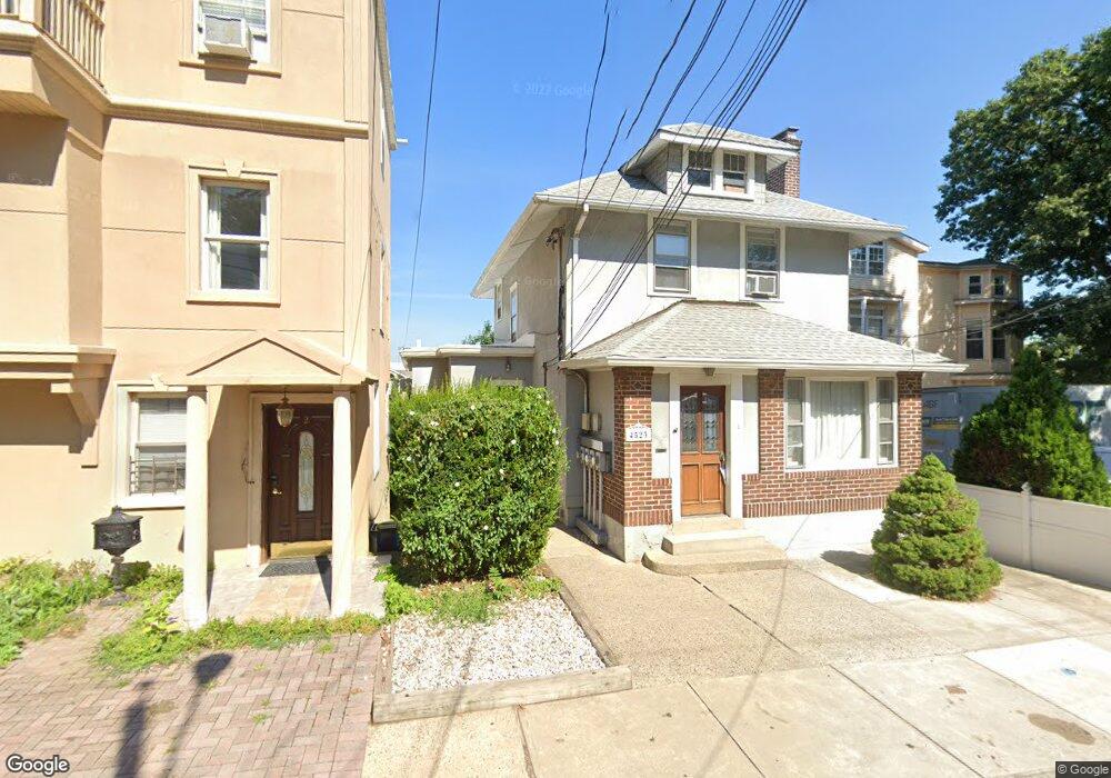 4523 Bergenwood Ave, North Bergen, NJ 07047 - photo 1