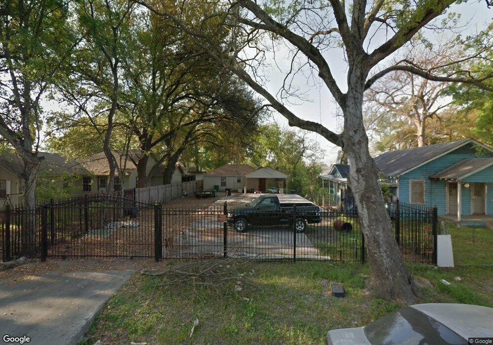 626 Doverside St, Houston, TX 77022 - photo 1