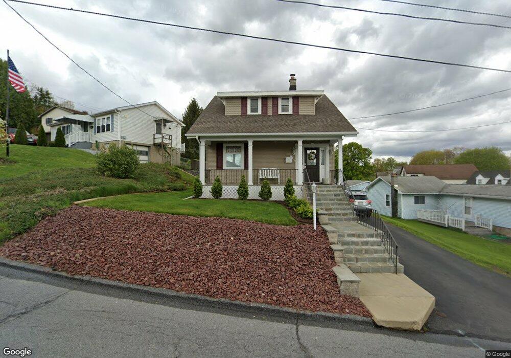 906 Scott Rd, Scranton, PA 18519 - photo 1