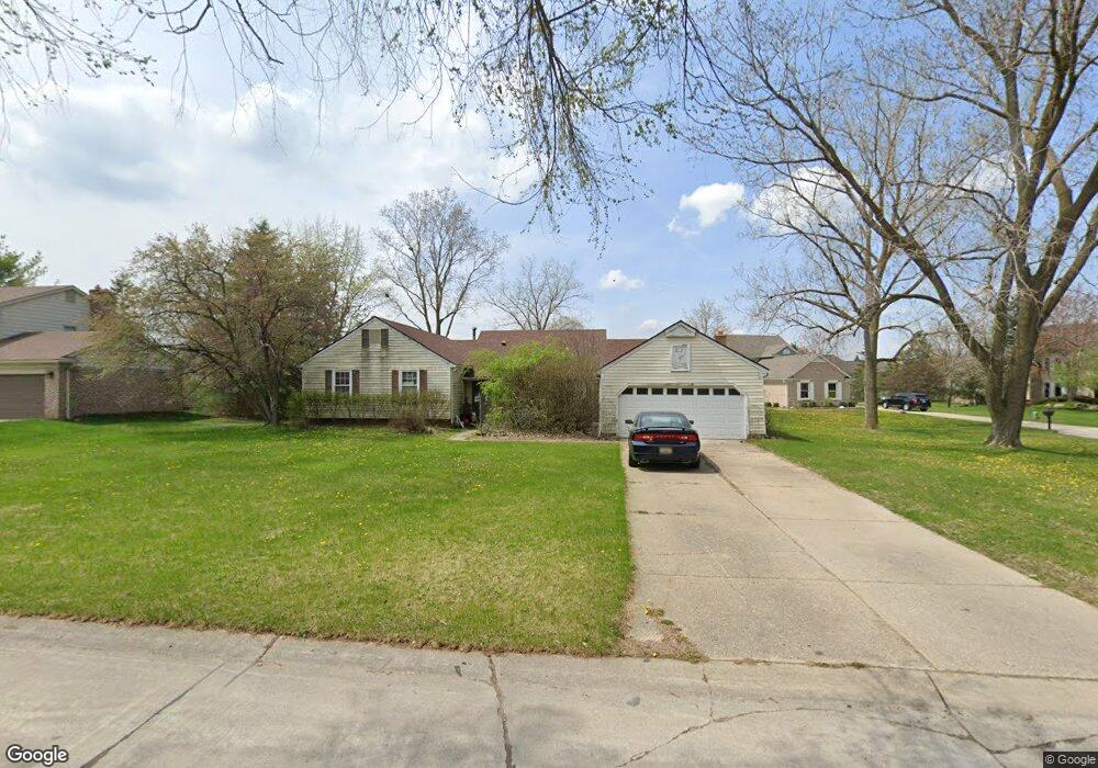 1820 Spring Grove Rd, Bloomfield Hills, MI 48304 - photo 1