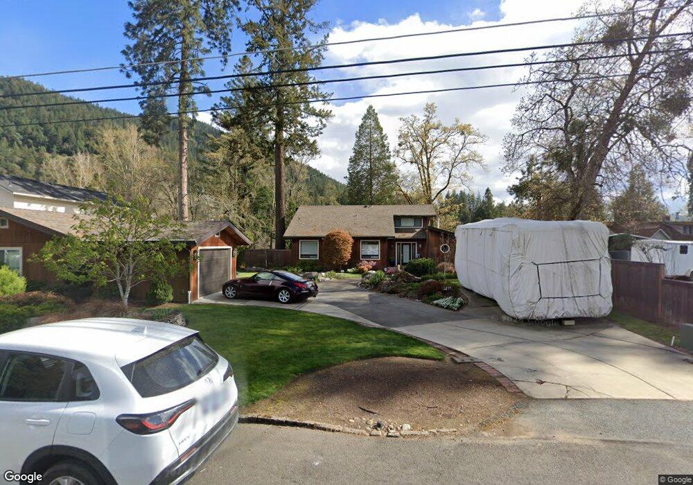 2135 SE Portola Dr, Grants Pass, OR 97526 - photo 1