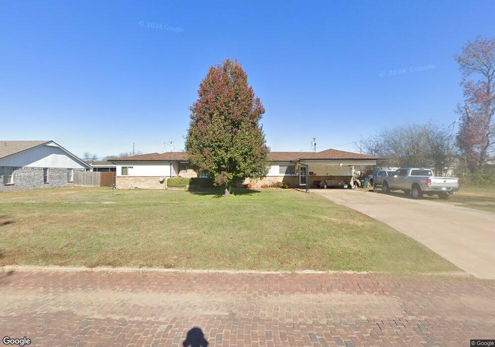1008 W Broadway St, Henryetta, OK 74437 - photo 1