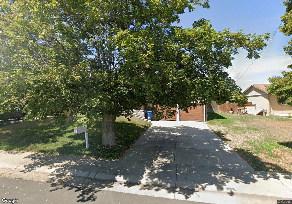 1261 Eagle St, Aurora, CO 80011 - photo 1