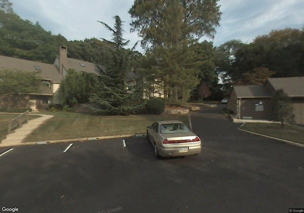 45 Oak Knoll Dr, Berwyn, PA 19312 - photo 1