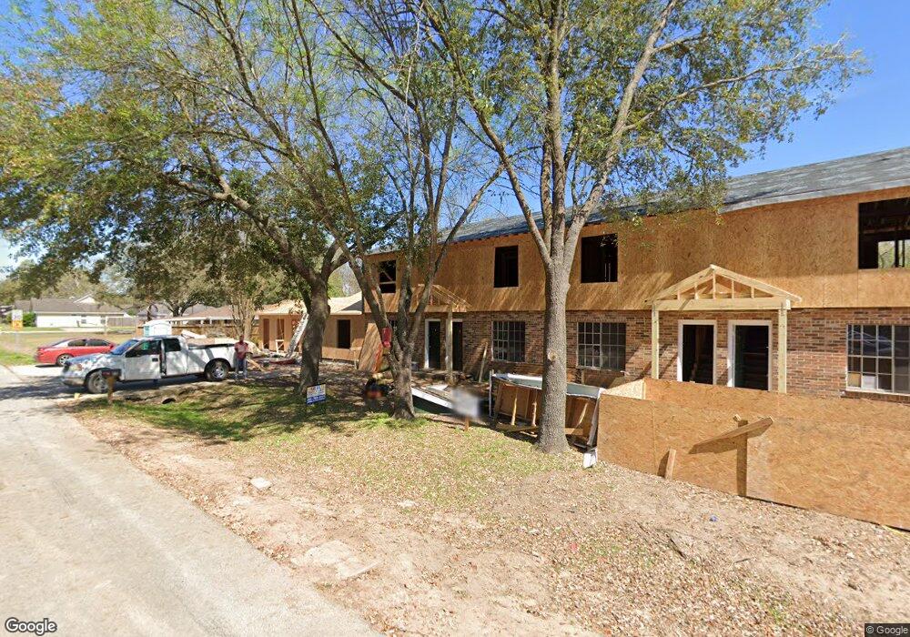 207 N Poplar St unit C, Tomball, TX 77375 - photo 1