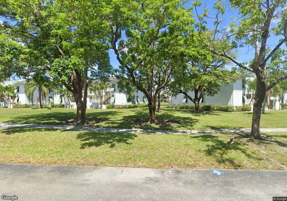 283 Cypress Point Dr unit 3, Palm Beach Gardens, FL 33418 - photo 1