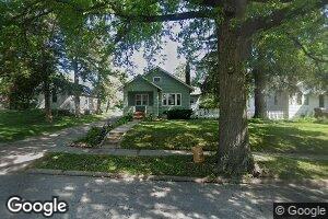 124 Highland Dr, Iowa City, IA 52246
