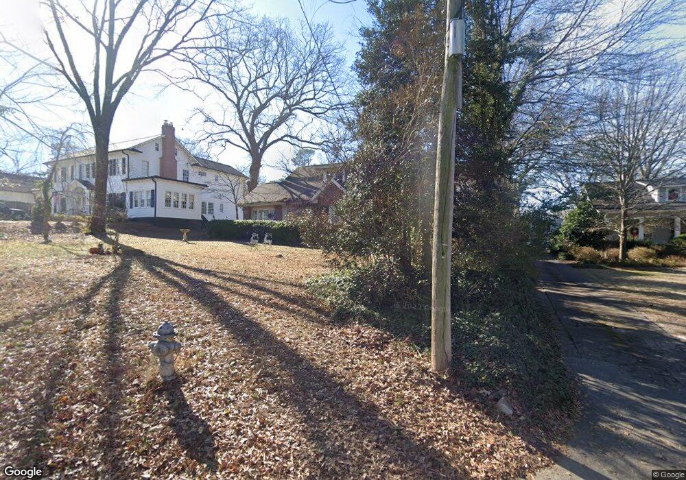 1115 Green Street Cir, Gainesville, GA 30501 - photo 1