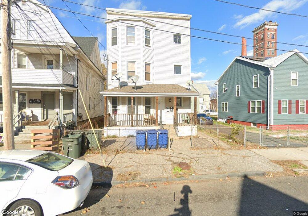 767 Maple St unit 1, Bridgeport, CT 06608 - photo 1