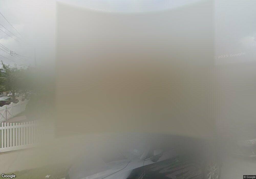 45-45 202nd St unit 1 Fl, Bayside, NY 11361 - photo 1