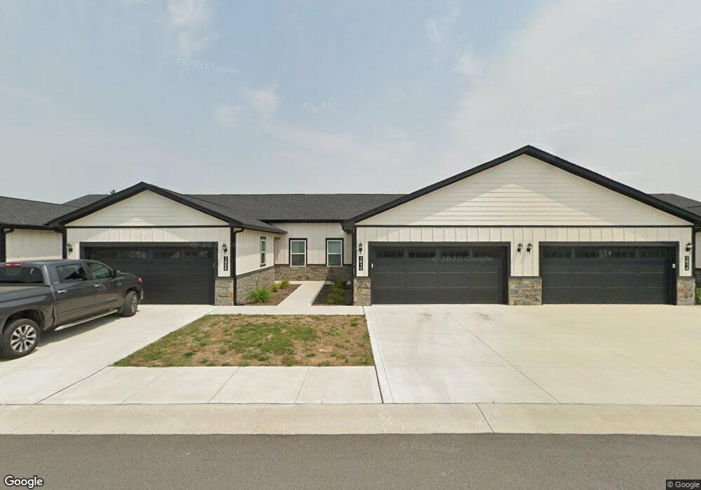 1910 Sawgrass Dr, Franklin, IN 46131 - photo 1